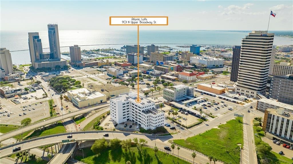 901 N Upper Broadway St 206 Property Photo 2