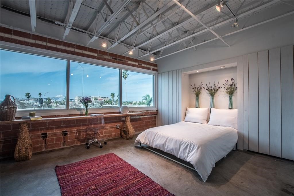 901 N Upper Broadway St 206 Property Photo 22