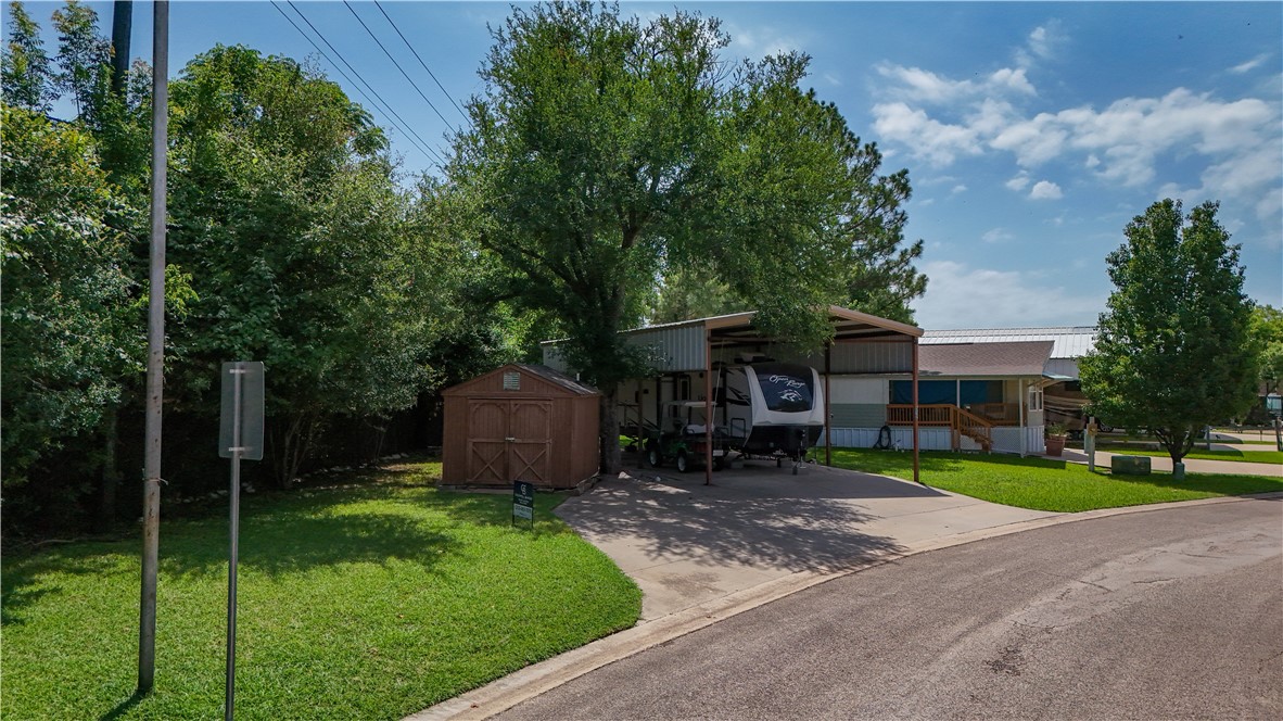 512 Brazos Harbor Circle