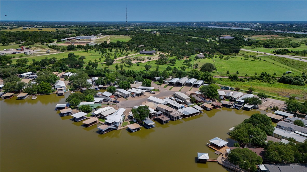 512 Brazos Harbor Circle Property Photo 14
