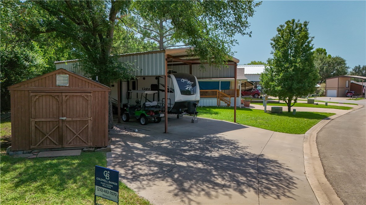 512 Brazos Harbor Circle Property Photo 28