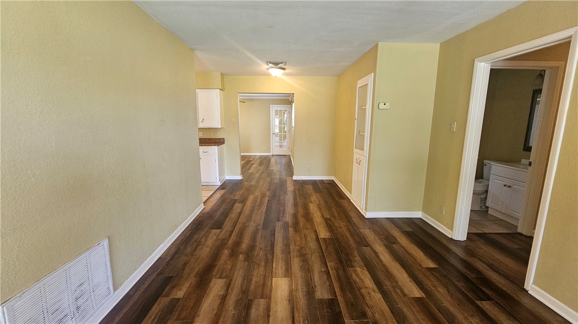 131 N Janin Property Photo 2