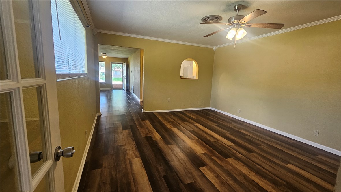 131 N Janin Property Photo 3
