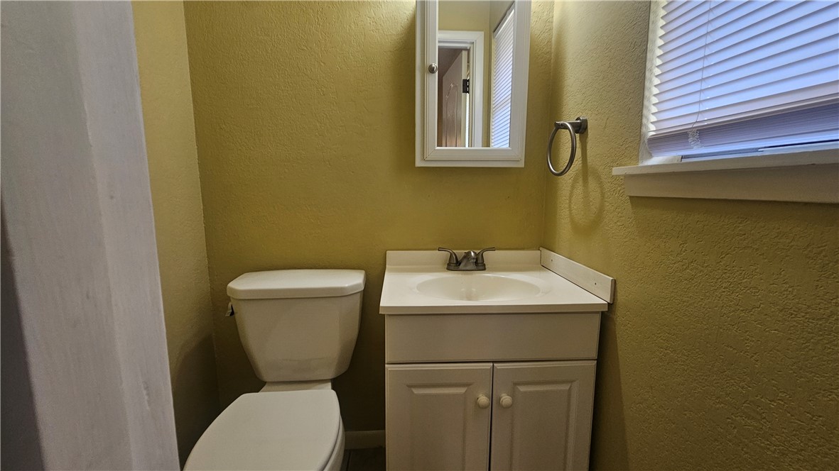131 N Janin Property Photo 17