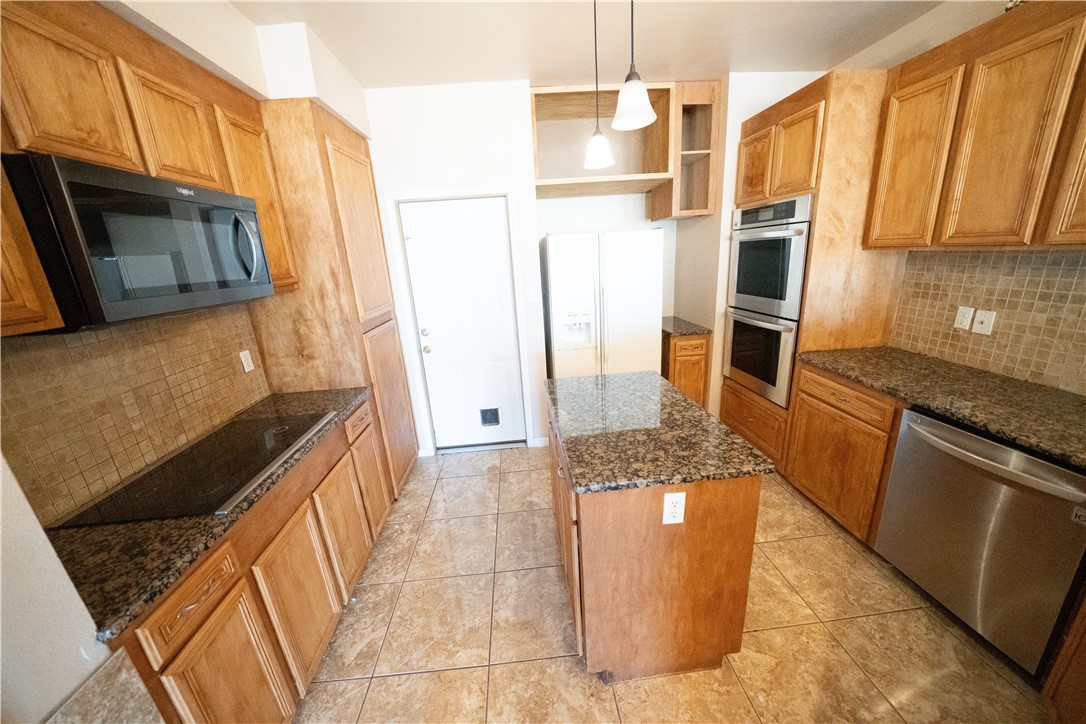 2033 Briarwood Dr Property Photo 11