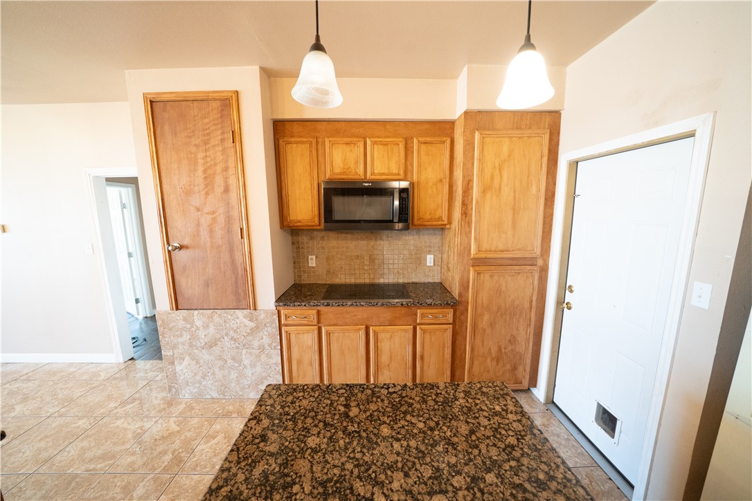 2033 Briarwood Dr Property Photo 12