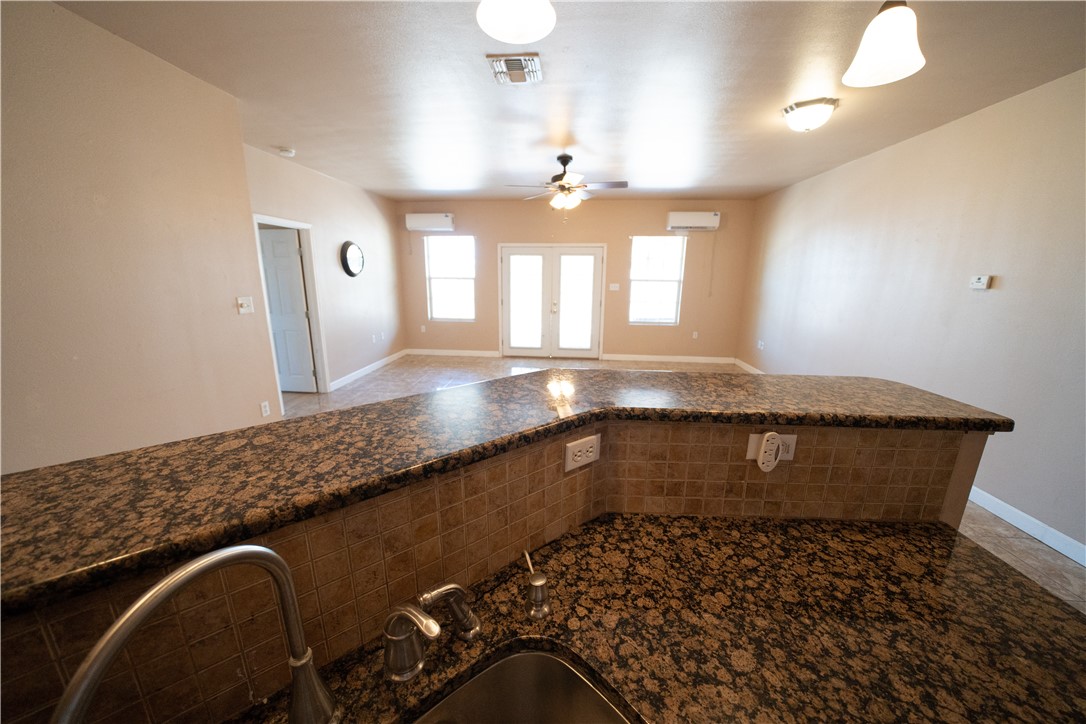 2033 Briarwood Dr Property Photo 14