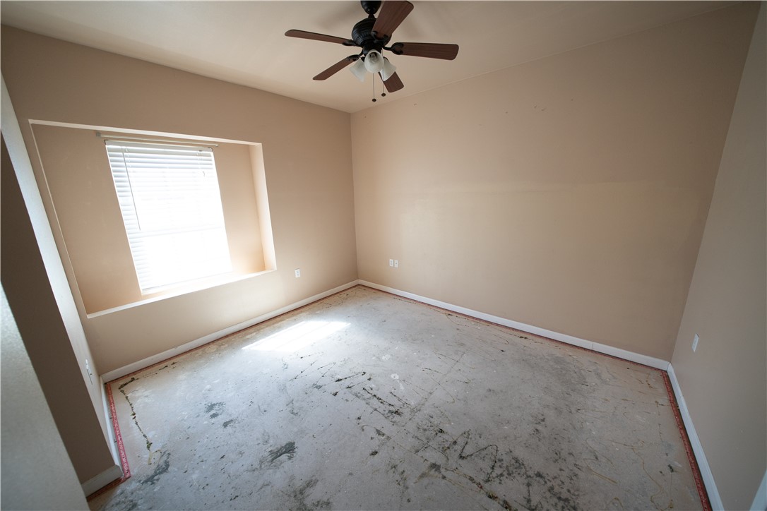 2033 Briarwood Dr Property Photo 28