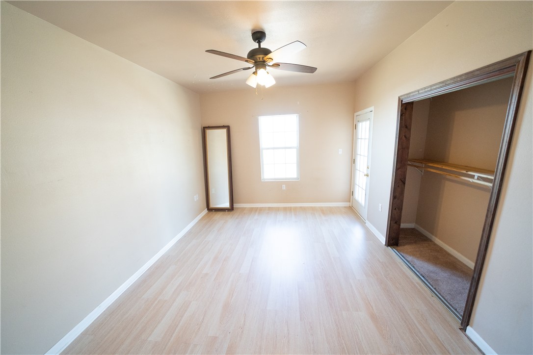2033 Briarwood Dr Property Photo 32