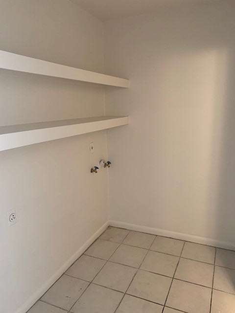 4301 Acushnet Dr C Property Photo 10