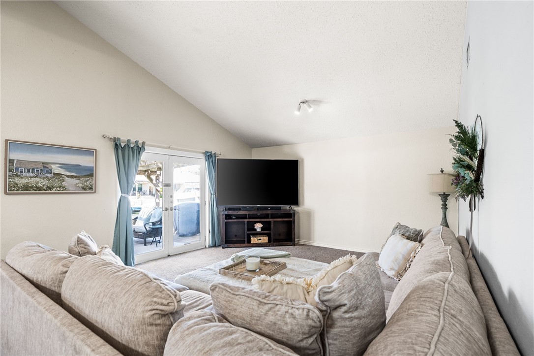 13853 Topsail St Property Photo 5