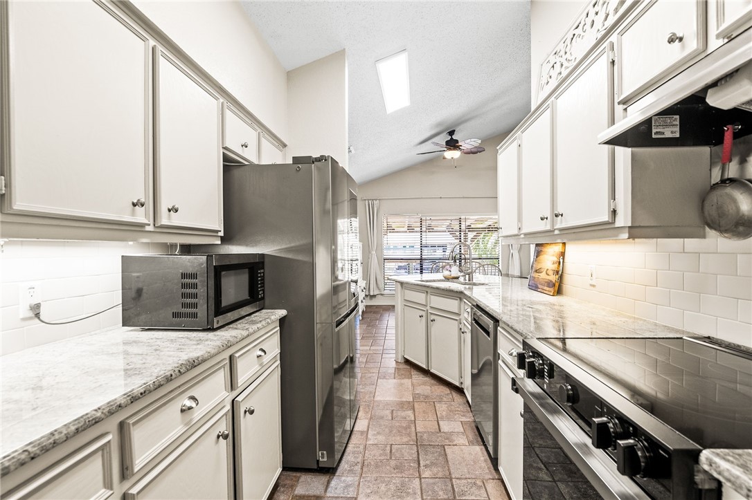 13853 Topsail St Property Photo 9