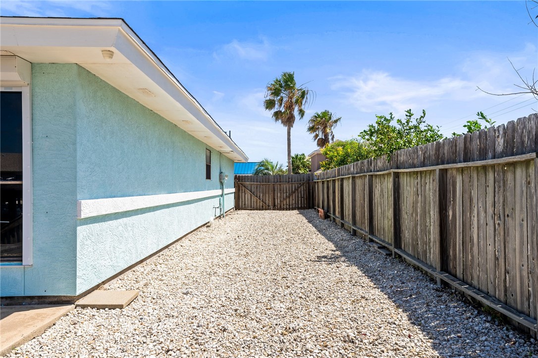 13853 Topsail St Property Photo 24