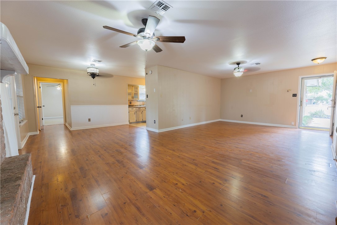3814 Whitney Dr Property Photo 12