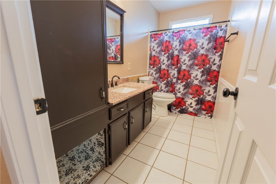 3814 Whitney Dr Property Photo 23