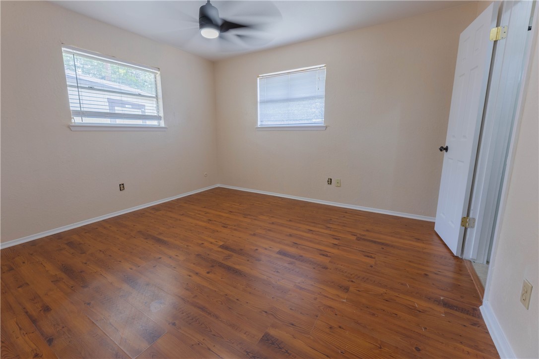 3814 Whitney Dr Property Photo 30