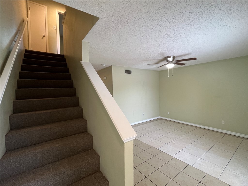 7225 Owen Ct C Property Photo 3
