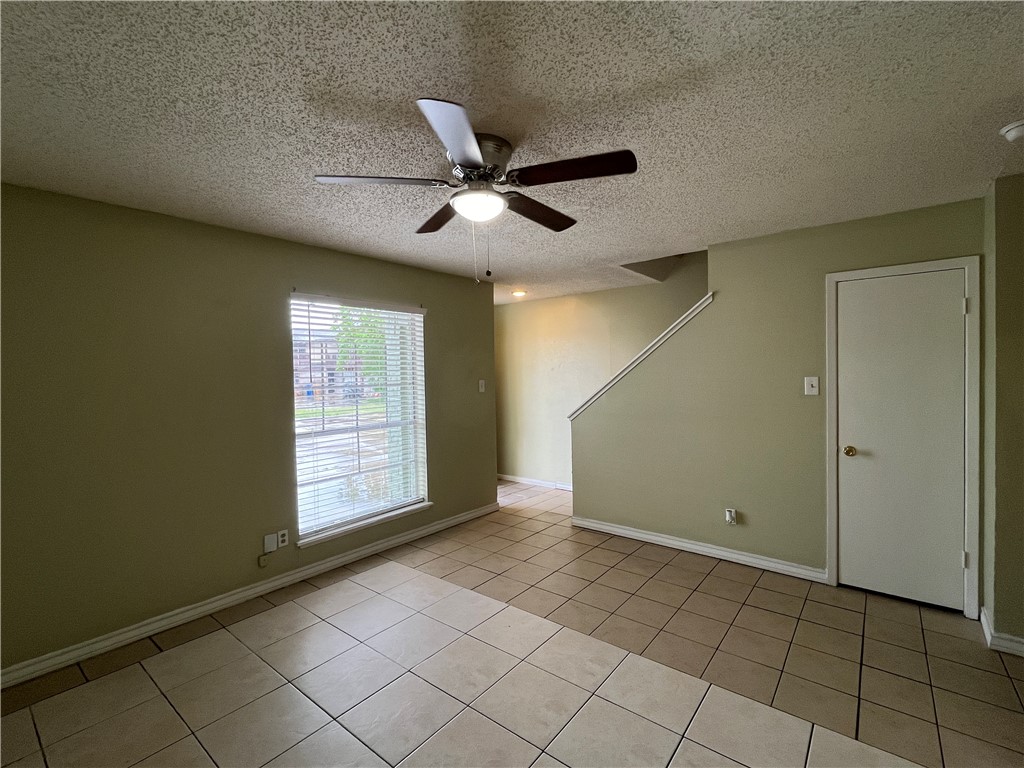 7225 Owen Ct C Property Photo 5