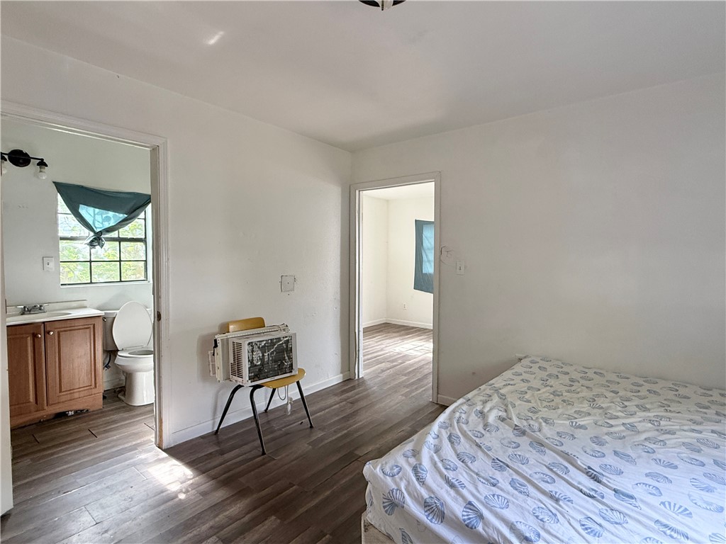 512 W Avenue F Property Photo 9