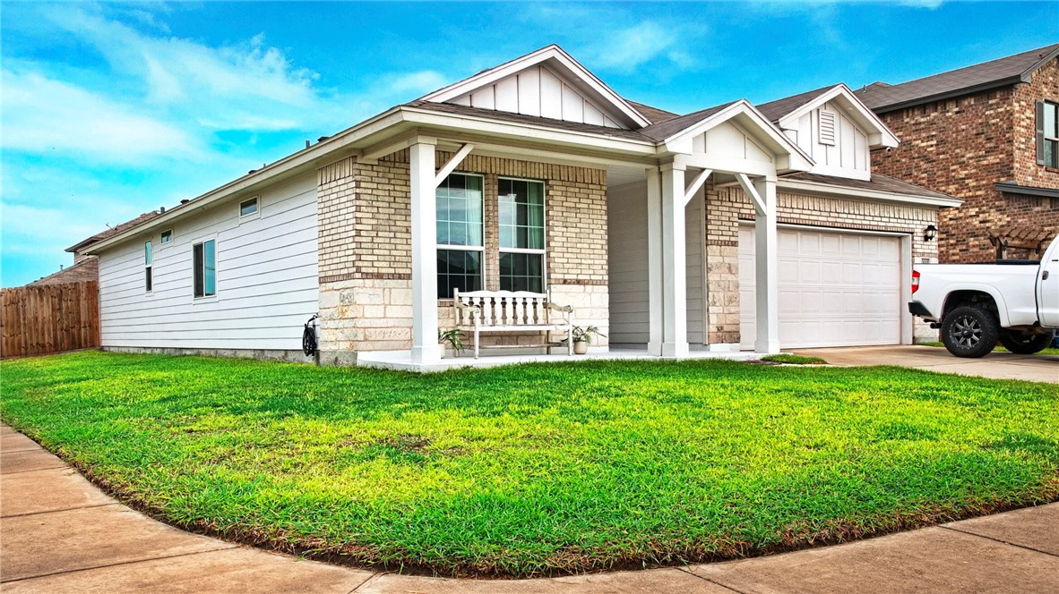 1000 Pasadena St Property Photo 1