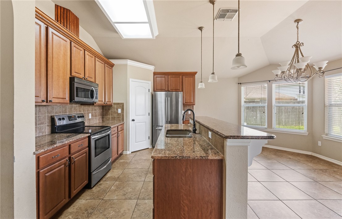 7418 Bar T Dr Property Photo 7