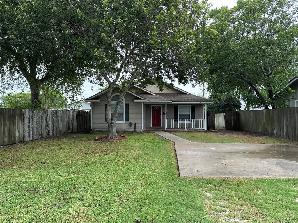 406 Bayview Blvd Property Photo 1
