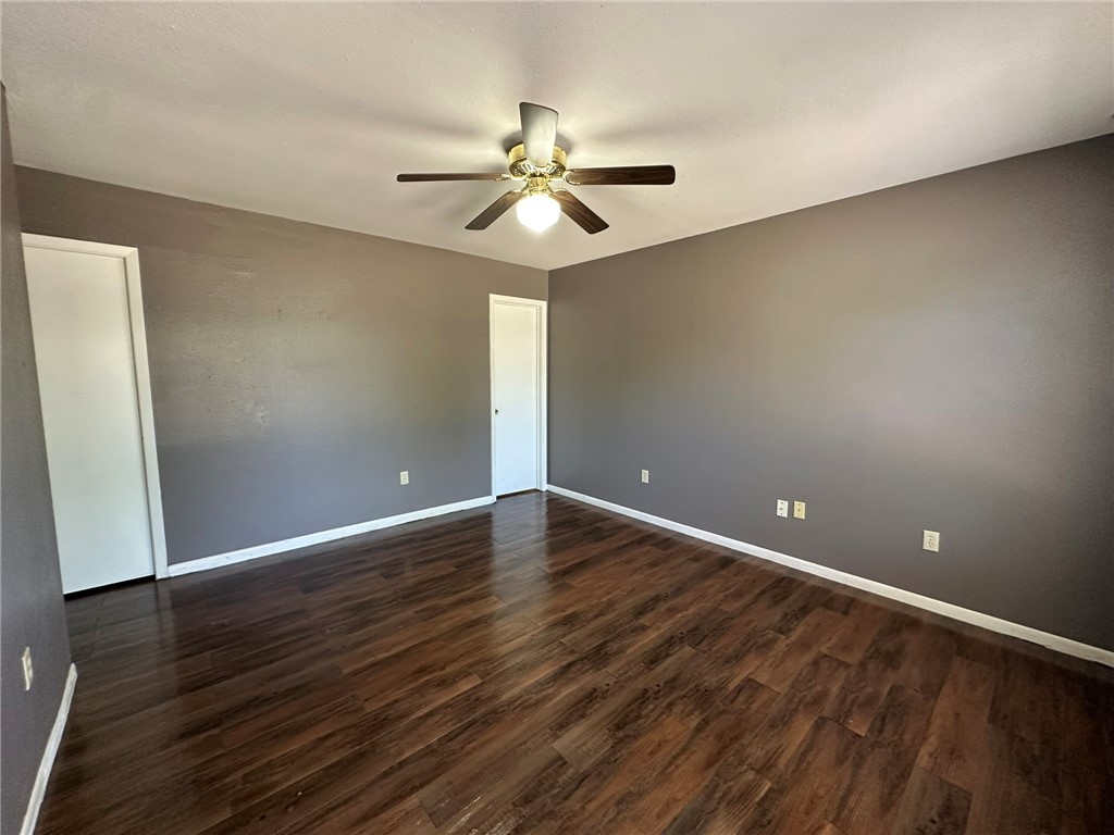 406 Bayview Blvd Property Photo 15