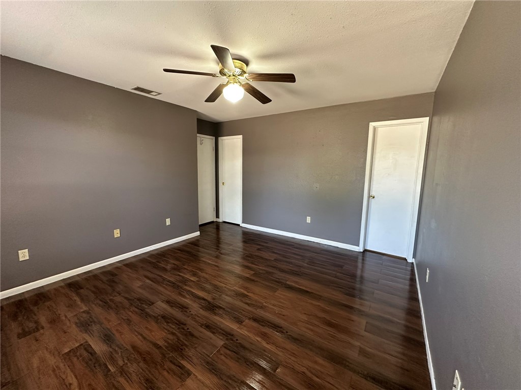 406 Bayview Blvd Property Photo 16