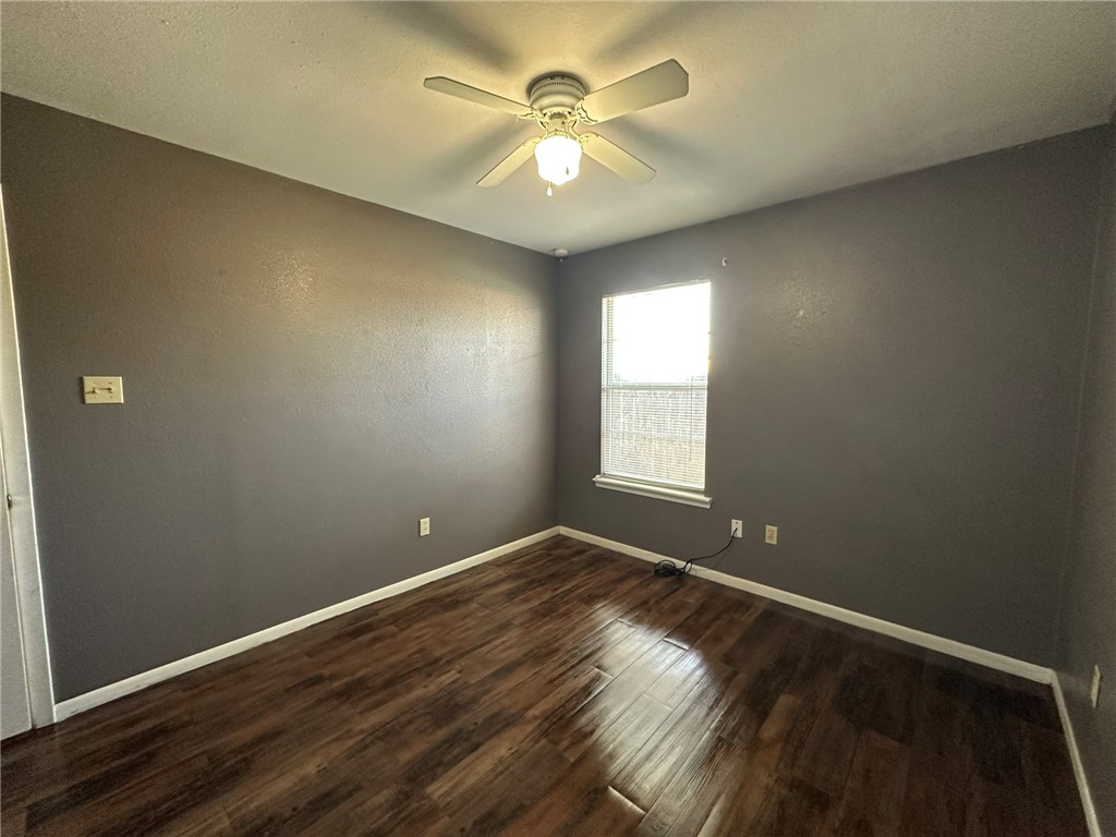 406 Bayview Blvd Property Photo 19