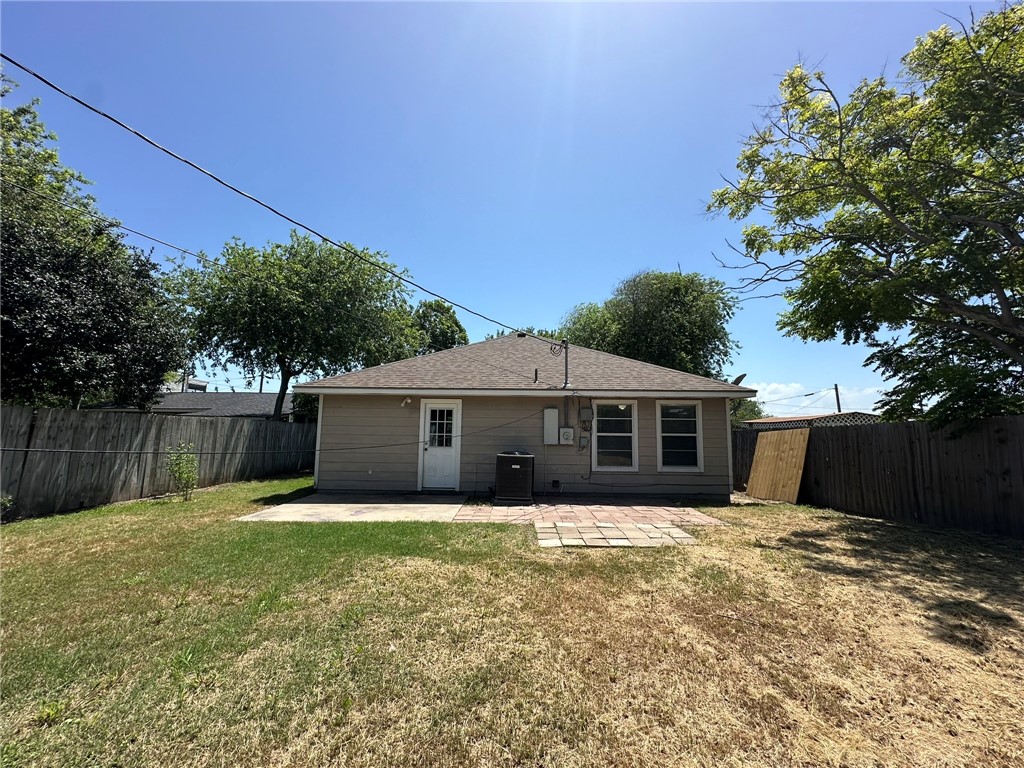406 Bayview Blvd Property Photo 33