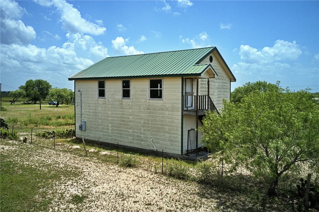 285 N County Road 353 Property Photo 11