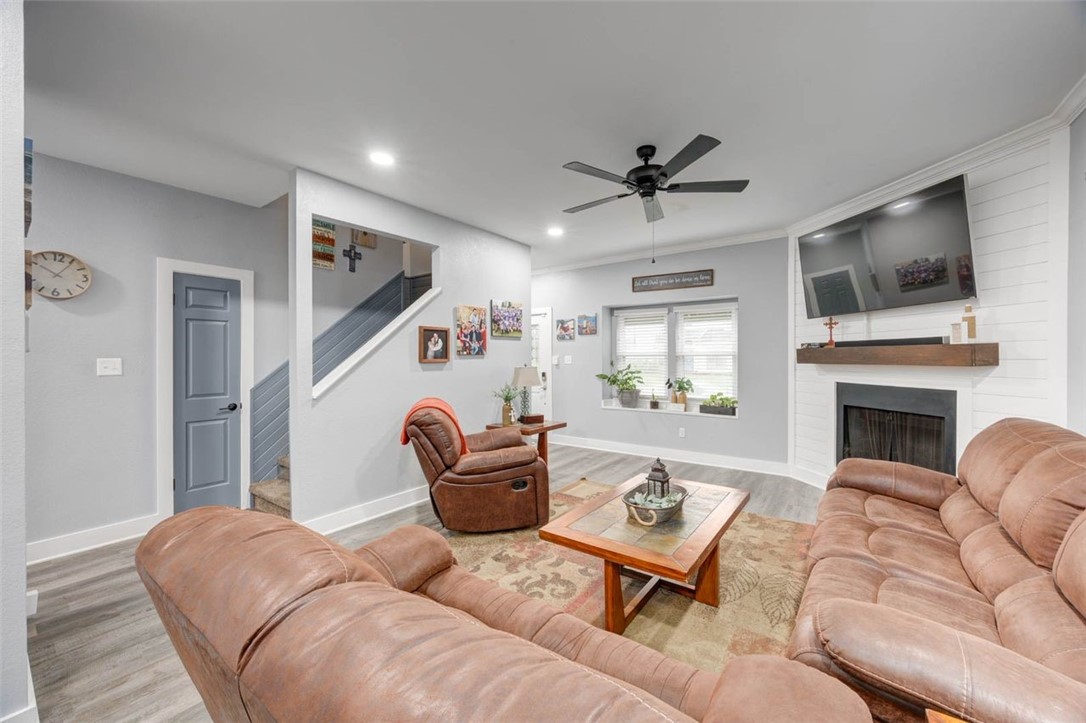 3025 Quail Springs Property Photo 8