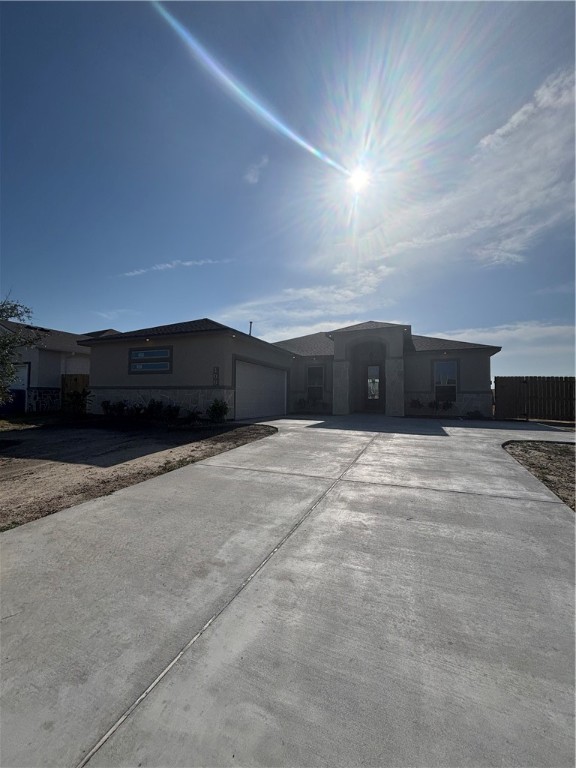 106 Guadalupe Palm Circ Property Photo 1