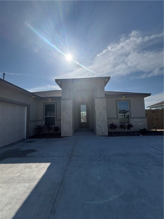 106 Guadalupe Palm Circ Property Photo 2