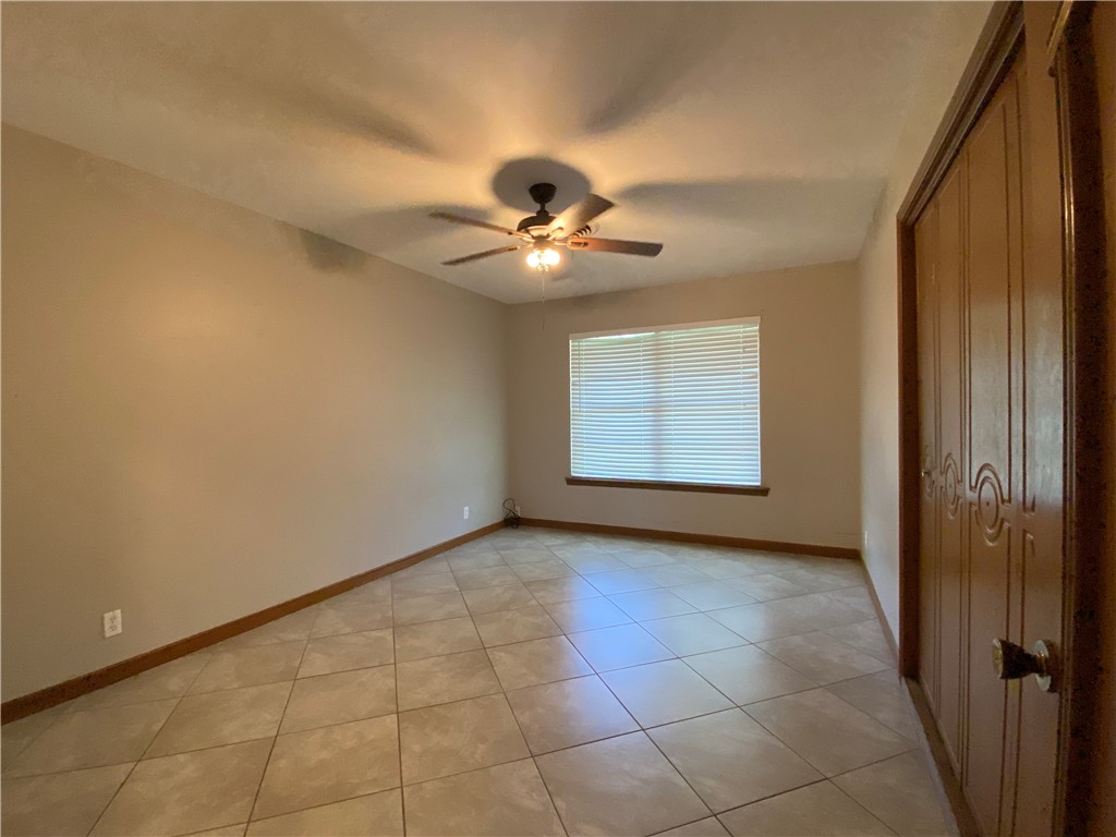 536 W Yoakum Ave Property Photo 13