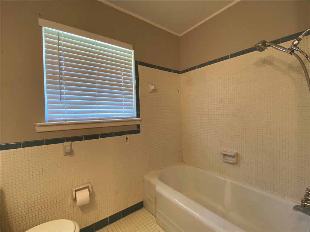 536 W Yoakum Ave Property Photo 14