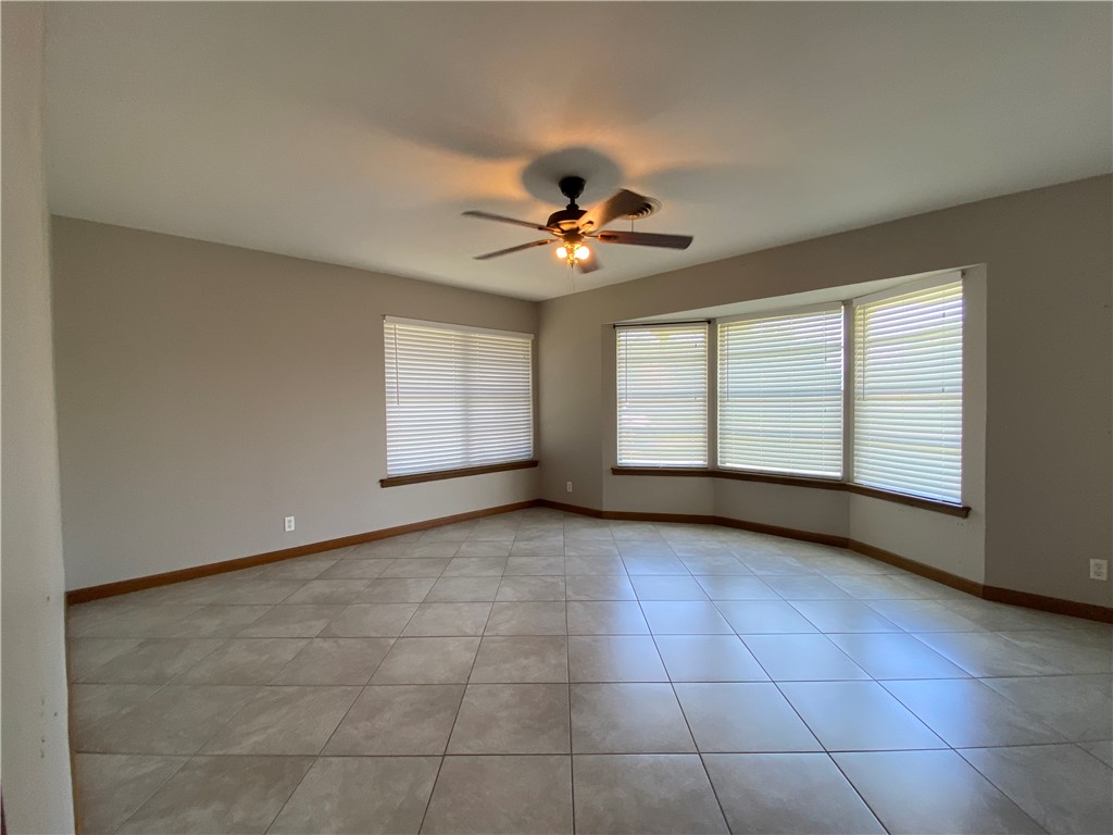 536 W Yoakum Ave Property Photo 16