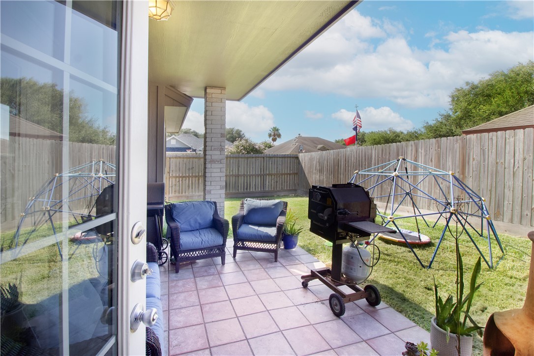 7002 Madiera Dr Property Photo 28