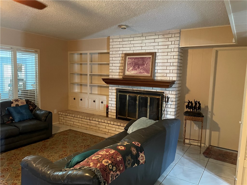 5218 Wooldridge Road Property Photo 6