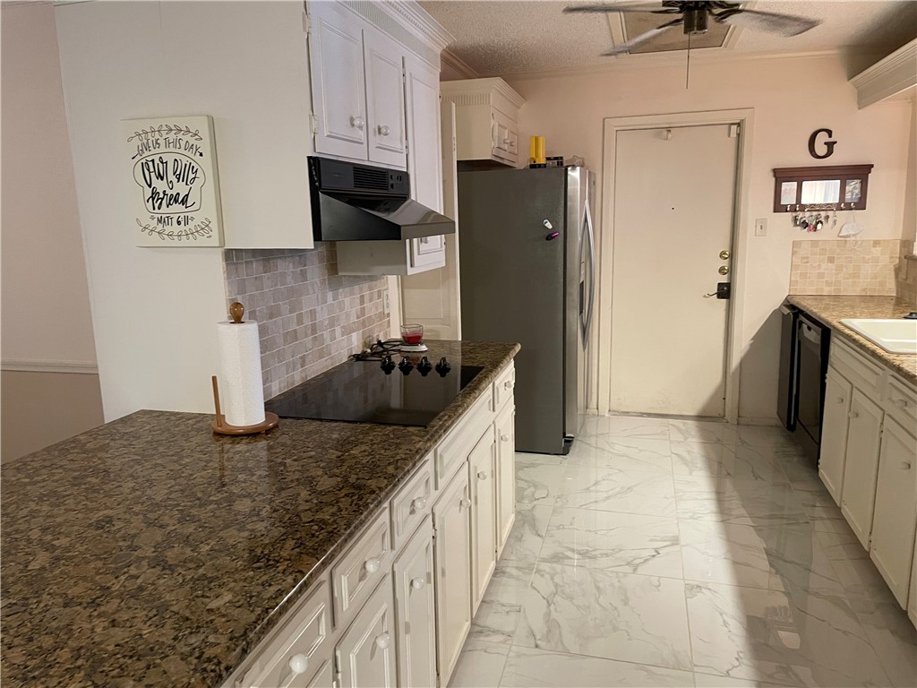 5218 Wooldridge Road Property Photo 10