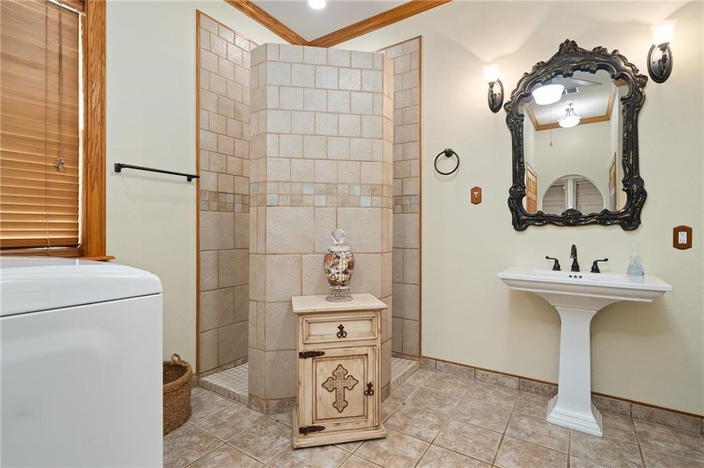 545 Fm-2040 Property Photo 10