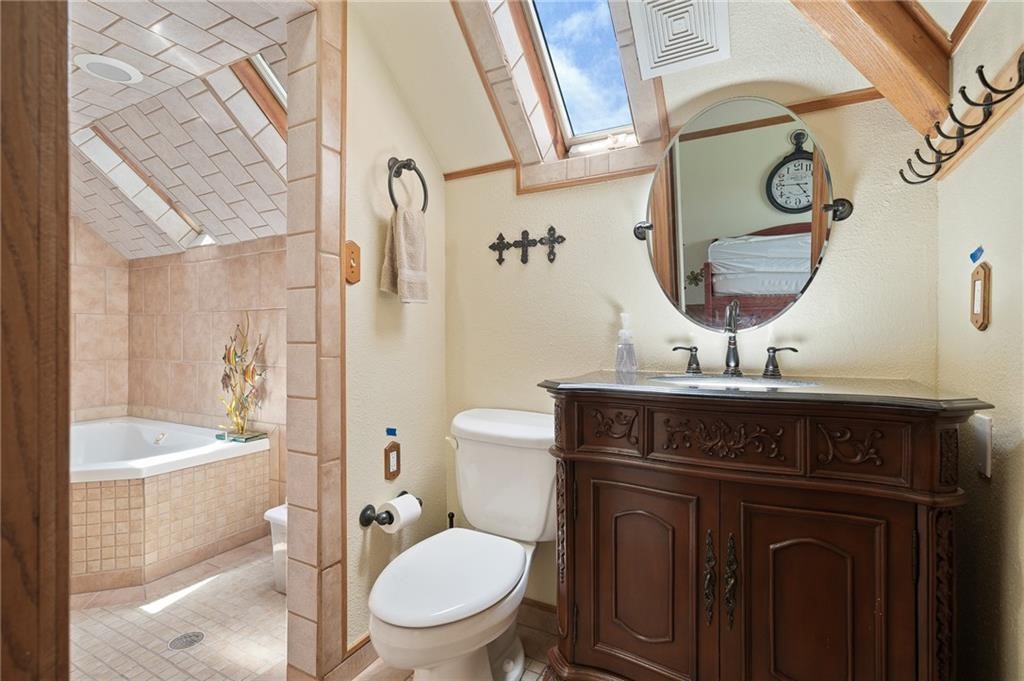 545 Fm-2040 Property Photo 16