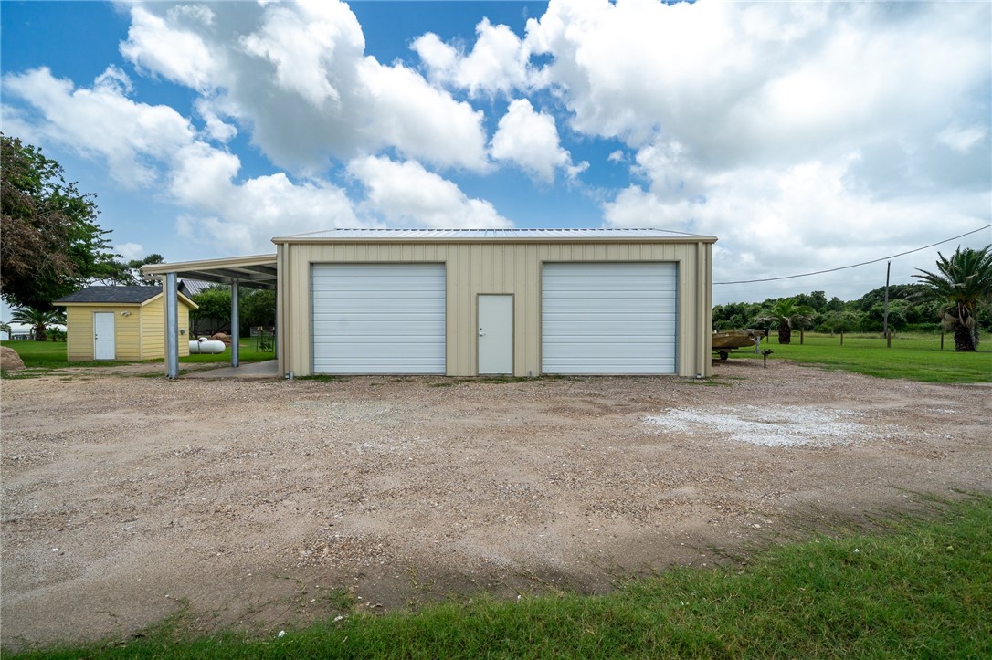 545 Fm-2040 Property Photo 20