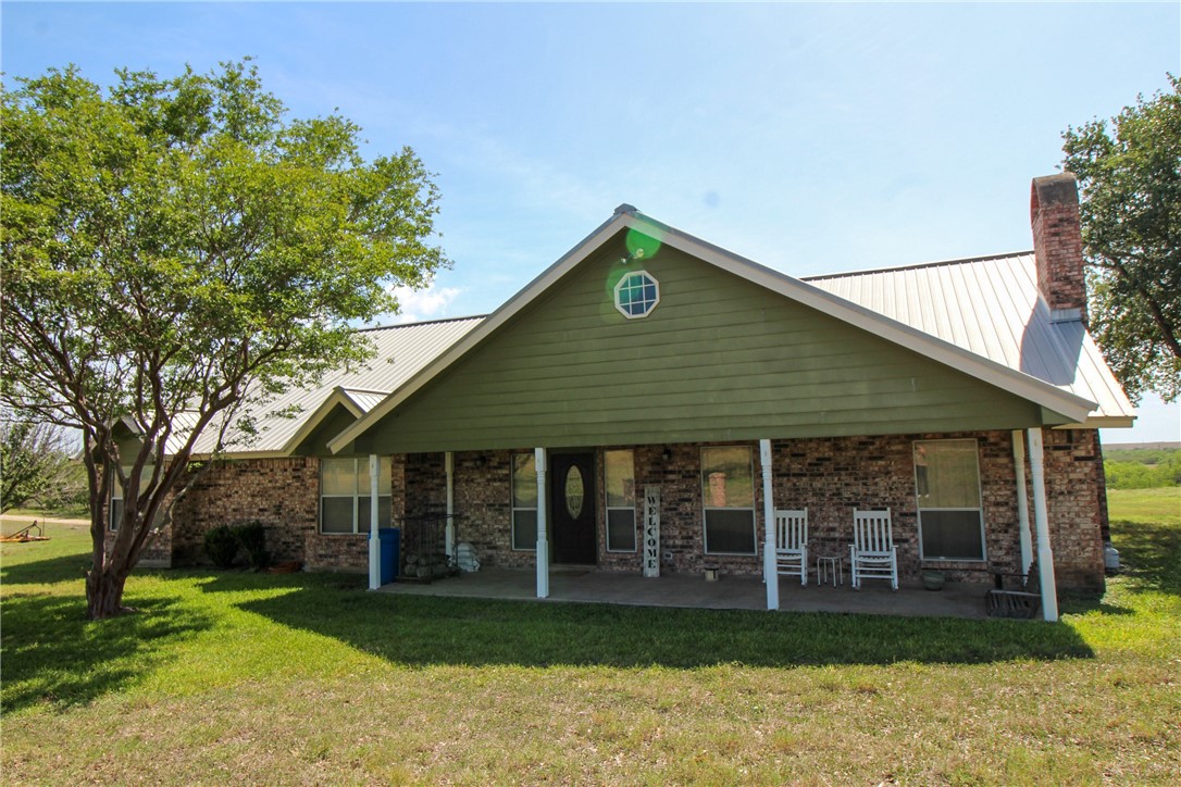 389 Cr 401 Property Photo 1