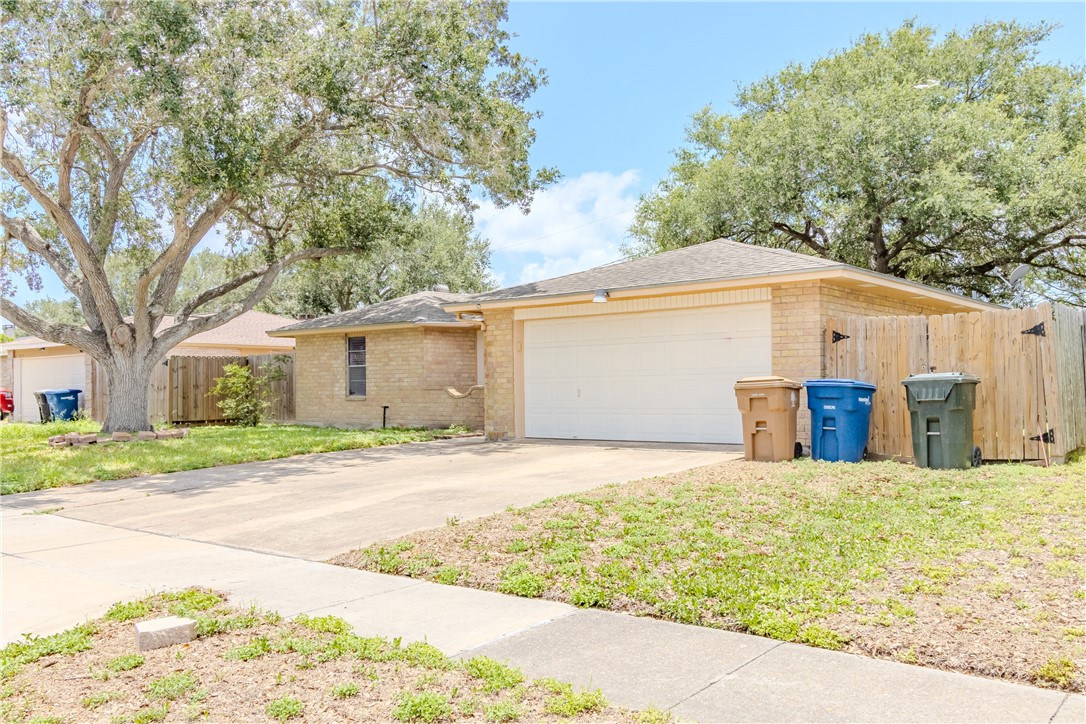 2721 Tumbleweed Dr Property Photo 2