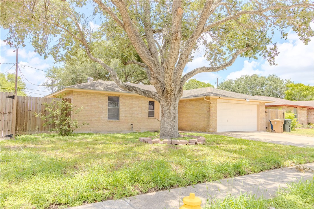 2721 Tumbleweed Dr Property Photo 3