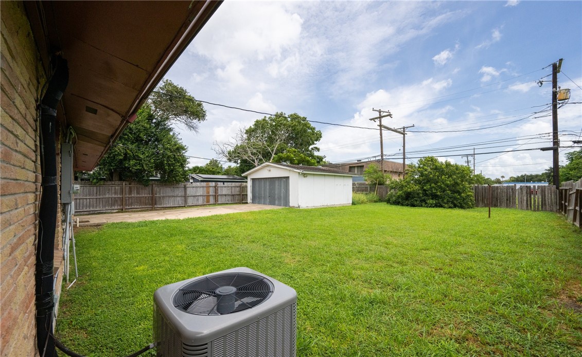 4122 Barnes St Property Photo 19
