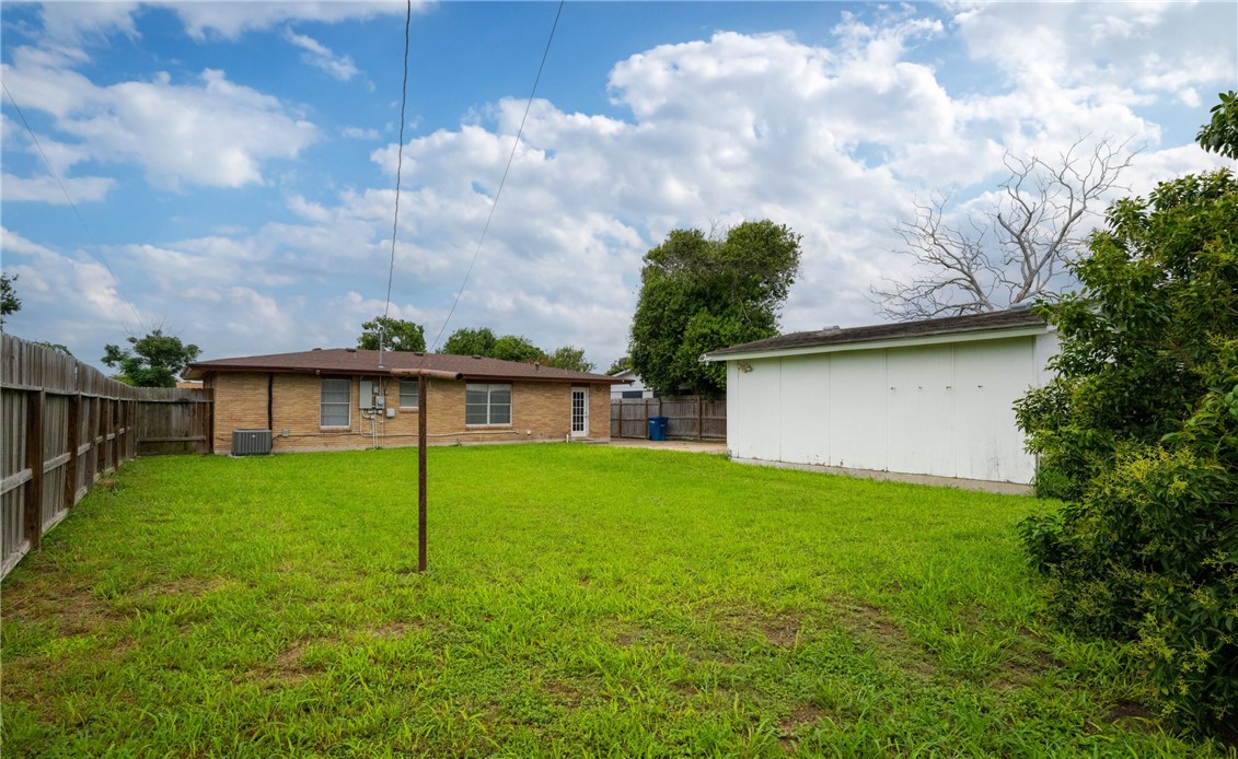 4122 Barnes St Property Photo 20