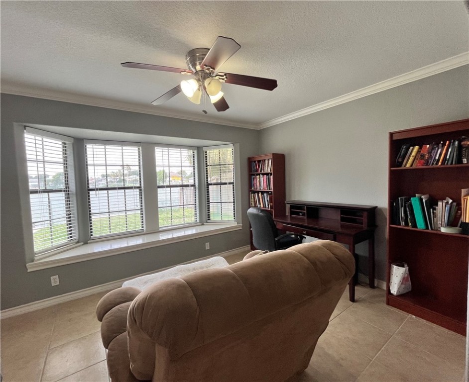 9529 Lovebird St Property Photo 19