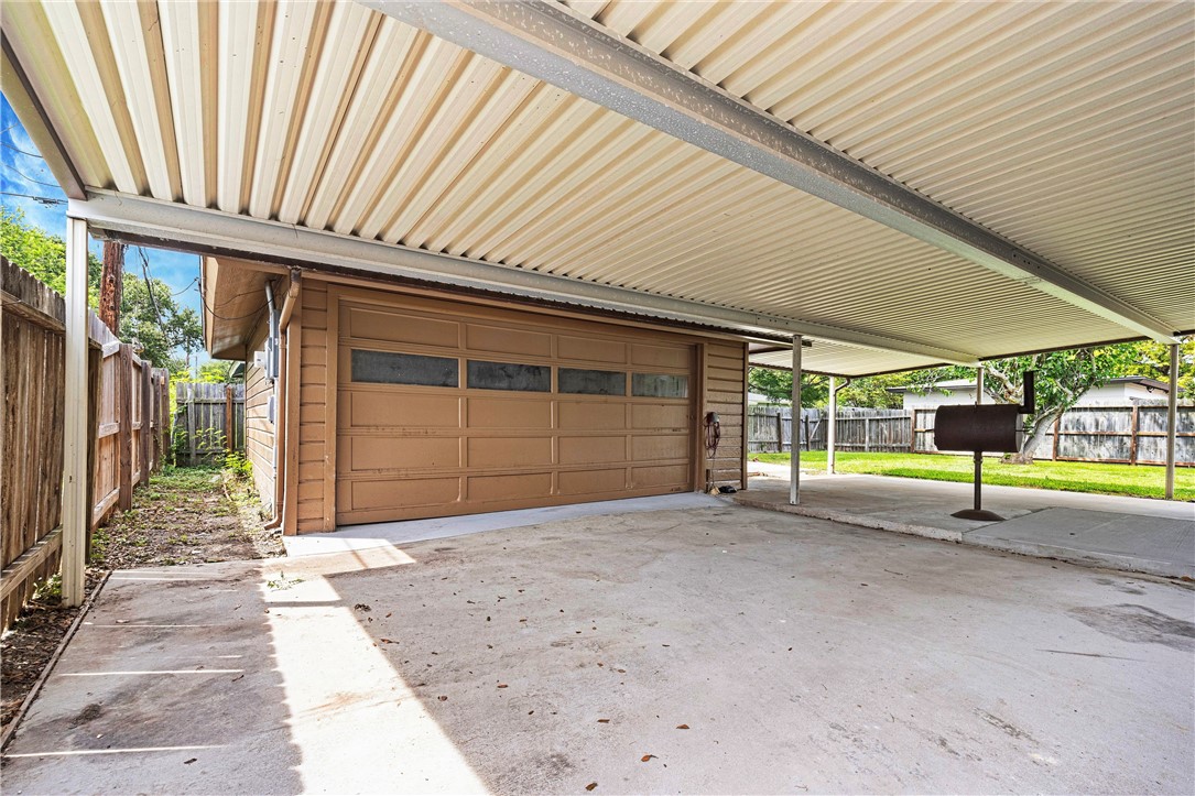 606 Grant Pl Property Photo 18